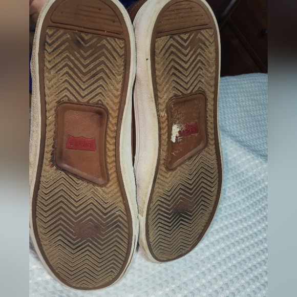 LEVIS EUC MENS SZ 8 ALPINE VEGAN LEATHER SNEAKERS SHOES - Picture 9 of 10